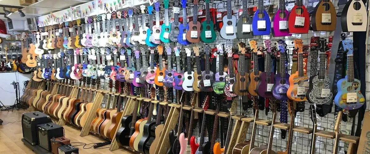 Как продавец гитар на Авито создал сеть музыкальных магазинов на Урале