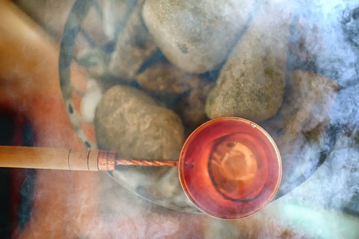 Габбро-диабаз или жадеит для бани?