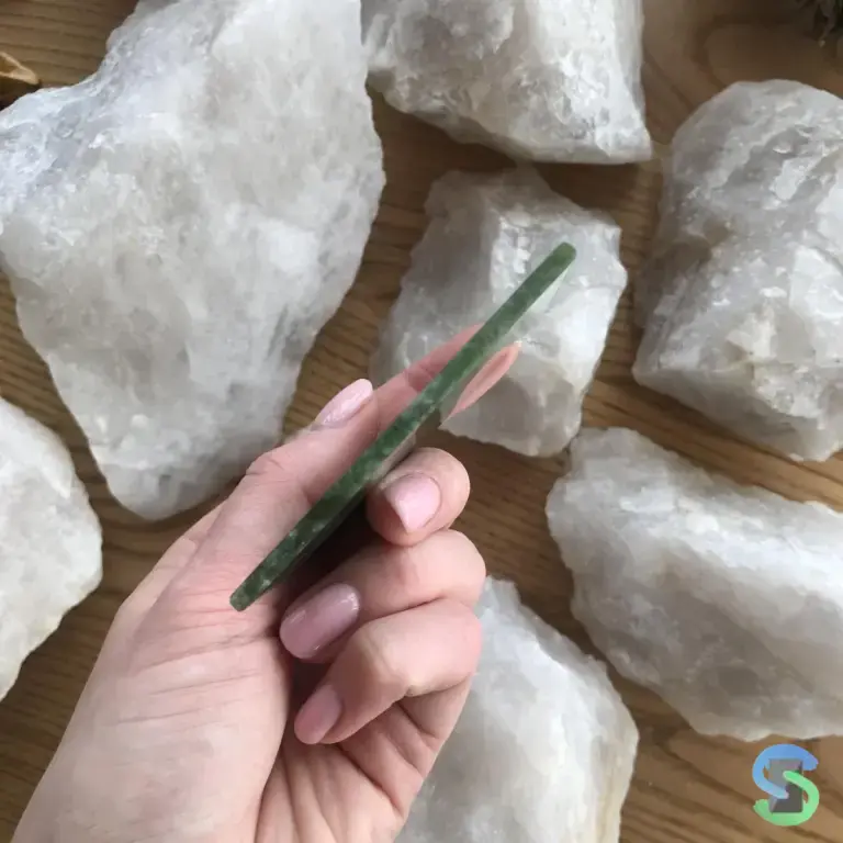 Кварц колотый белый "Жаркий лёд"