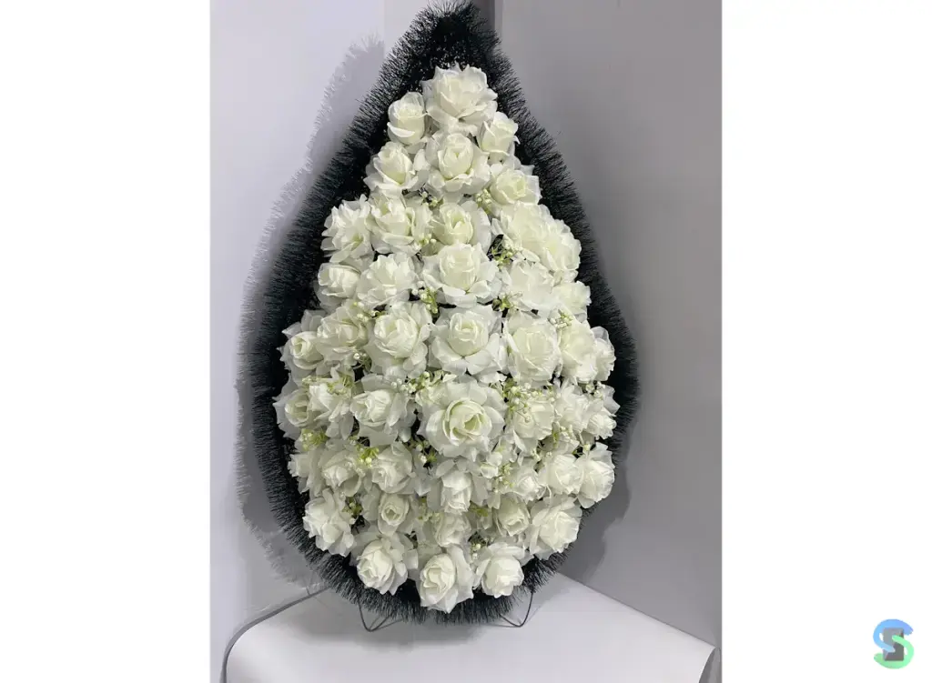 Венок ритуальный "Облако" 90 см.