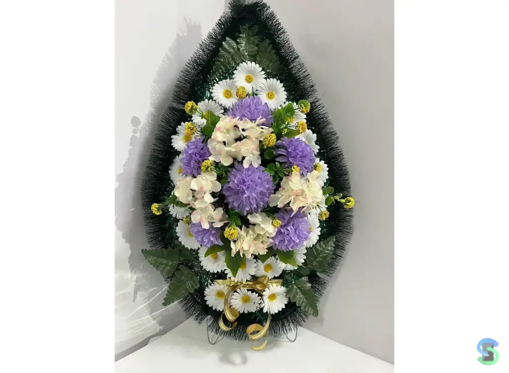 Венок ритуальный "Ваза ромашка +" 75 см.