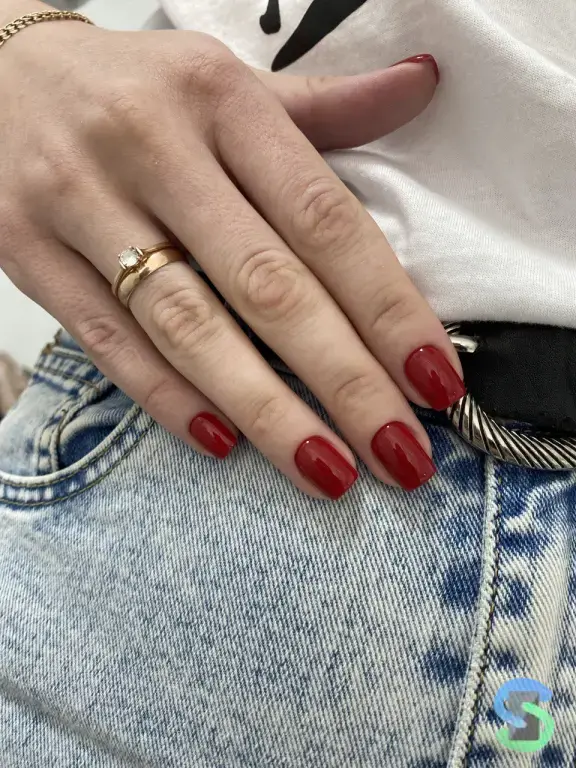 Наращивание ногтей с покрытием